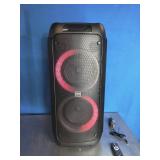 beFree Sound Dual 8" Bluetooth Wireless Portable Party Speaker with Reactive Lights beFree Sound Dual 8" Bluetooth Wireless Portable Party Speaker with Reactive Lights