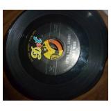 Box full of 45 rpm records must be close to 100 Box full of 45 rpm records must be close to 100