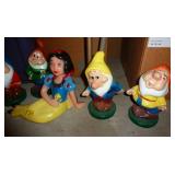 Snow White and the Seven Dwarfs concrete yard ornaments Snow White and the Seven Dwarfs concrete yard ornaments