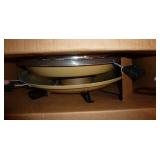 Vintage electric pizza baker skillet - New in box Vintage electric pizza baker skillet - New in box