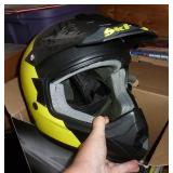 New Ski-doo X-1 Cross Triad Helmet size Large New Ski-doo X-1 Cross Triad Helmet size Large