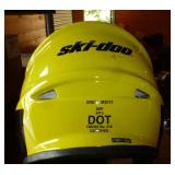 New ski-doo XP-3 Pro Cross Scarp size 2XL with goggles New ski-doo XP-3 Pro Cross Scarp size 2XL with goggles