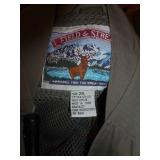 5 Snap-on hats, and a chevy hat, 2 leather belts, Field & Stream hunting vest size 2XL and a Snap-on Jacket size XL 5 Snap-on hats, and a chevy hat, 2 leather belts, Field & Stream hunting vest size 2XL and a Snap-on Jacket size XL