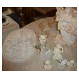 Lot of angels and small lamp Lot of angels and small lamp