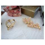 lot of costume jewelry - see all pictures lot of costume jewelry - see all pictures