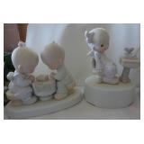 4 large Precious Moments - 2 are musical 4 large Precious Moments - 2 are musical