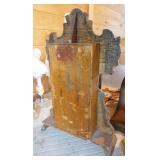 Vintage Ingraham gingerbread mantel clock in very good condition Vintage Ingraham gingerbread mantel clock in very good condition