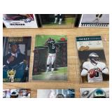 27 Donovan McNabb NFL Football Cards *J