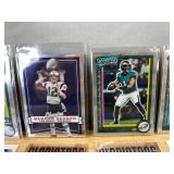 32 NFL Football Trading Cards - MVPs, Rookies, Stars & Inserts *J