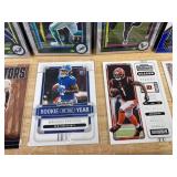 32 NFL Football Trading Cards - MVPs, Rookies, Stars & Inserts *J