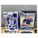 40 NFL Football Trading Cards - Mix of Stars & Inserts *J