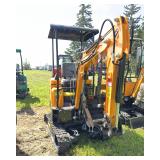 2025 FUTURE Mini Excavator (FT15)