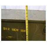 VINTAGE MILITARY STORAGE CHEST