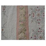 KING SIZE QUILT, SHAM, THROW PILLOWS