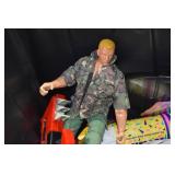 LARGE COLLECTIBLE ACTION FIGURES AND TOYS