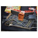 MODEL TRAIN BUILDING SET