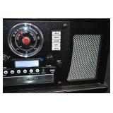 CLASSIC BLUETOOTH RECORD PLAYER/CD/CASSETTE PLAYER