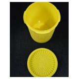 Vintage Tupperware Servalier Nesting Canisters - NEW