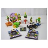 WARNER BROS MARVIN THE MARTIAN COLLECTIBLE LOT