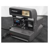 Polaroid OneStep Close Up 600 Instant Film Camera