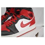Nike Air Jordan 1 Mid Bred Toe Shoes 10.5