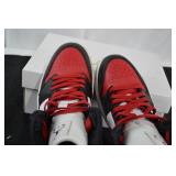 Nike Air Jordan 1 Mid Bred Toe Shoes 10.5