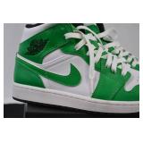 Nike Air Jordan 1 Mid "Lucky Green" Shoes
