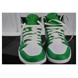 Nike Air Jordan 1 Mid "Lucky Green" Shoes