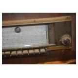 Silvertone R-301 Console Radio