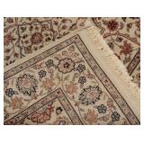 Beautiful Cream Wool Accent Rug