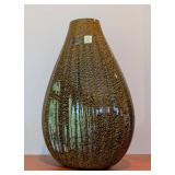 Sasaki Ribbed Italian Crystal Vase