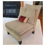 Hickory White Tweed Upholstered Lounge Chair