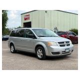 2009 DODGE GRAND CARAVAN SE *No Accidents* (NO RESERVE)