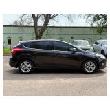 2012 FORD FOCUS SEL *No Accidents* (NO RESERVE)