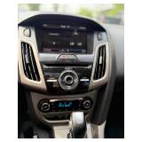 2012 FORD FOCUS SEL *No Accidents* (NO RESERVE)