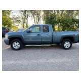 2011 CHEVROLET SILVERADO 1500 LT *4x4 | No Accidents* (NO RESERVE)