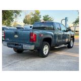 2011 CHEVROLET SILVERADO 1500 LT *4x4 | No Accidents* (NO RESERVE)