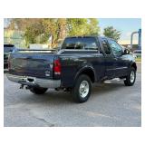 2001 FORD F-150 LARIAT *4x4* (NO RESERVE)