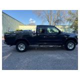 2001 FORD F-150 LARIAT *4x4* (NO RESERVE)
