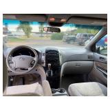 2009 TOYOTA SIENNA LE *7 Passenger* (NO RESERVE)