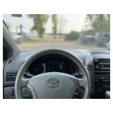 2009 TOYOTA SIENNA LE *7 Passenger* (NO RESERVE)