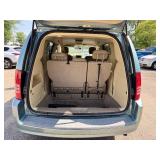 2010 CHRYSLER TOWN AND COUNTRY LX *126k Miles* (NO RESERVE)