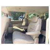 2010 CHRYSLER TOWN AND COUNTRY LX *126k Miles* (NO RESERVE)