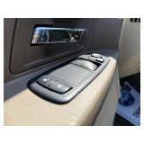 2010 CHRYSLER TOWN AND COUNTRY LX *126k Miles* (NO RESERVE)
