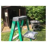 Green Fiberglass 6-Foot Step Ladder