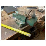 Littlestown No. 112 Swivel Bench Vise 4 Inch Jaw Cast Iron