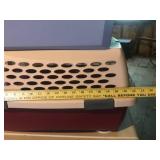 Set of 3 Pet Carriers and Gravity Pet Feeder