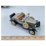 Model Cars & Tractors Model Cars & Tractors