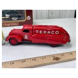 Model Cars & Tractors Model Cars & Tractors
