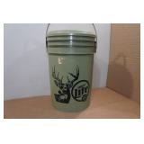Coleman Lantern and Miller Lite 5-Gallon Bucket with Lid Coleman Lantern and Miller Lite 5-Gallon Bucket with Lid